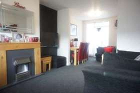 2 bedroom End of Ter...